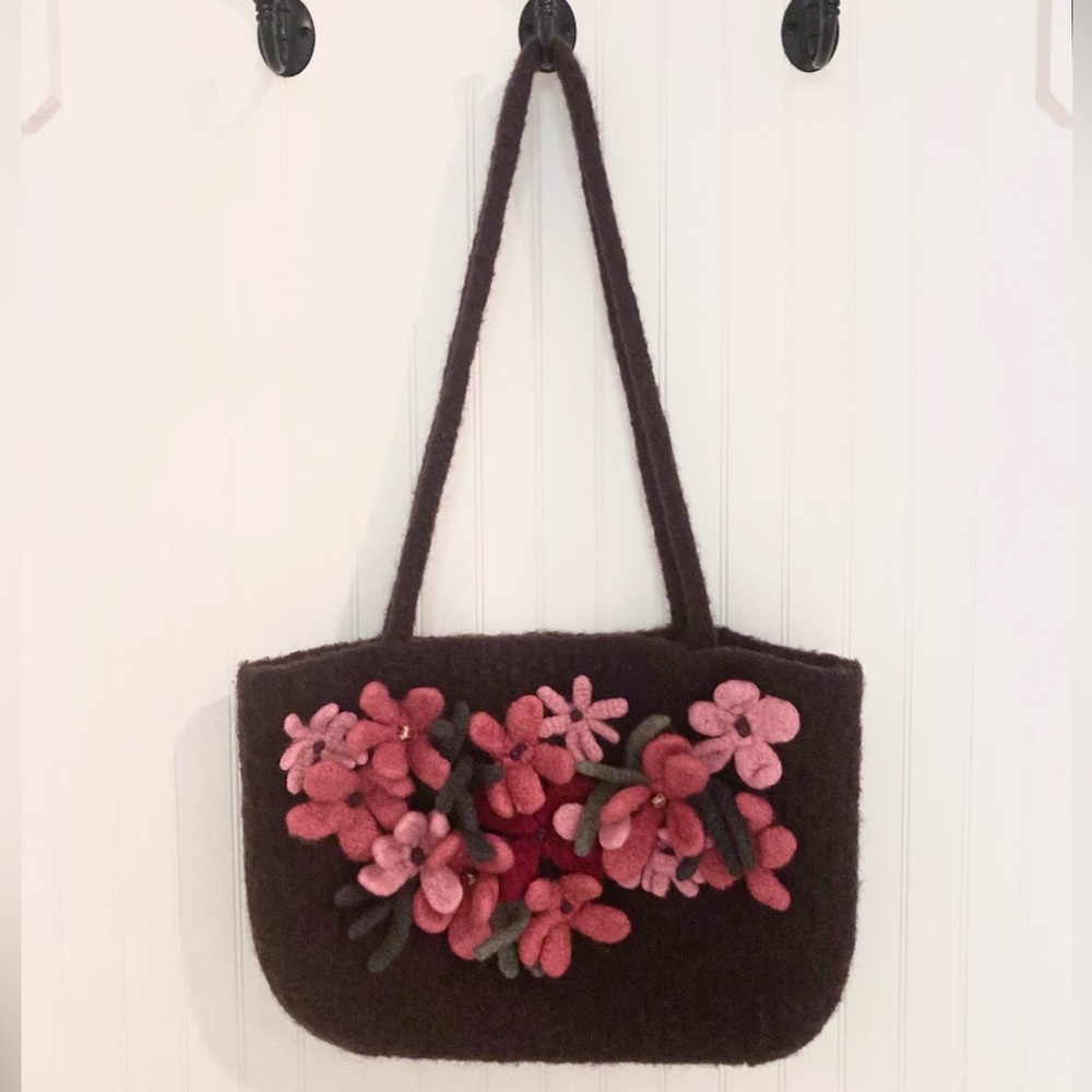 Handcrafted Felt Wool Shoulder Bag With Flowers